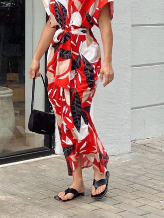 Dress Wholesale New large leaf printed Bohemian style long shirt dress