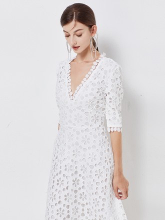 Dress Wholesale French high -end women's white lace V -neck middle sleeve waist and large dress with elegant long skirt