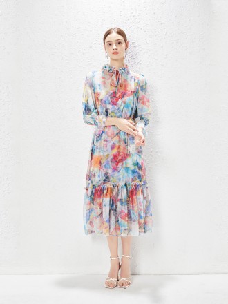 Dress Wholesale European and American women are equipped with collar ear earmime printed flowers, elegant silk sliding t