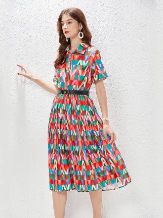 Dress Wholesale Queen semi -open color letter V short -sleeved dress female pine tight waist temperament skirt
