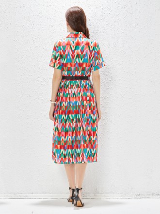 Dress Wholesale Queen semi -open color letter V short -sleeved dress female pine tight waist temperament skirt