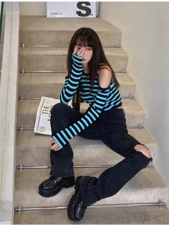 Autumn dress new off -shoulder striped long -sleeved T -shirt women design a little Korean jacket fashionable ins tide