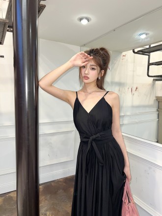 Summer New French Elegant Open Back Pure Desire Lace up Dress Women's V-neck Long Dress