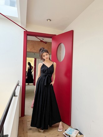 Summer New French Elegant Open Back Pure Desire Lace up Dress Women's V-neck Long Dress