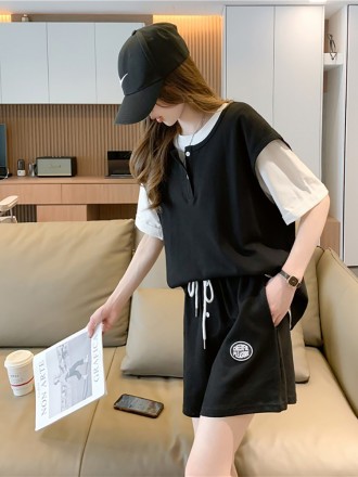Loose casual short sleeved t-shirt shorts three piece suit for women's new summer net red cool and cute suit