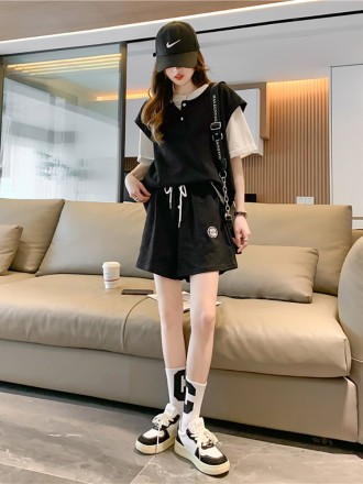 Loose casual short sleeved t-shirt shorts three piece suit for women's new summer net red cool and cute suit